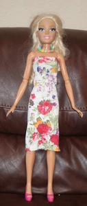 Für Barbie 28 Zoll Kleid, Halskette KEINE PUPPE. KOSTENLOSER VERSAND AUF DREI - Bild 1 von 2