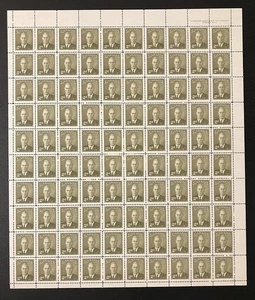 Canada sheet of 100 mint never hinged 305, plate 1 , UR 1 cent George VI [130 - Picture 1 of 1