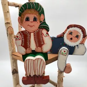 Scaffale vintage elfi di Natale seduto fatto a mano dipinto a mano arte popolare - Foto 1 di 11