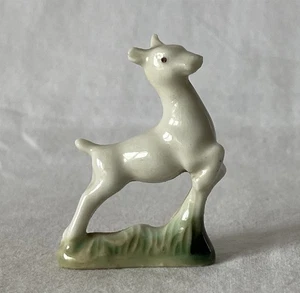 Estatuilla vintage de porcelana Wade Whimsies LEAPING FAWN 1950 serie 1 #24-933 - Imagen 1 de 10