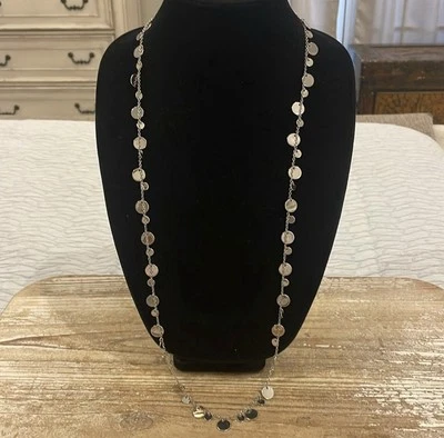 Collar largo llamativo vintage de cadena tono plata de Lia Sophia Foto 1 de 3