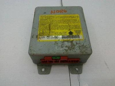 Módulo debajo de la consola compatible con 94-96 GALANT 874829 Foto 1 de 3