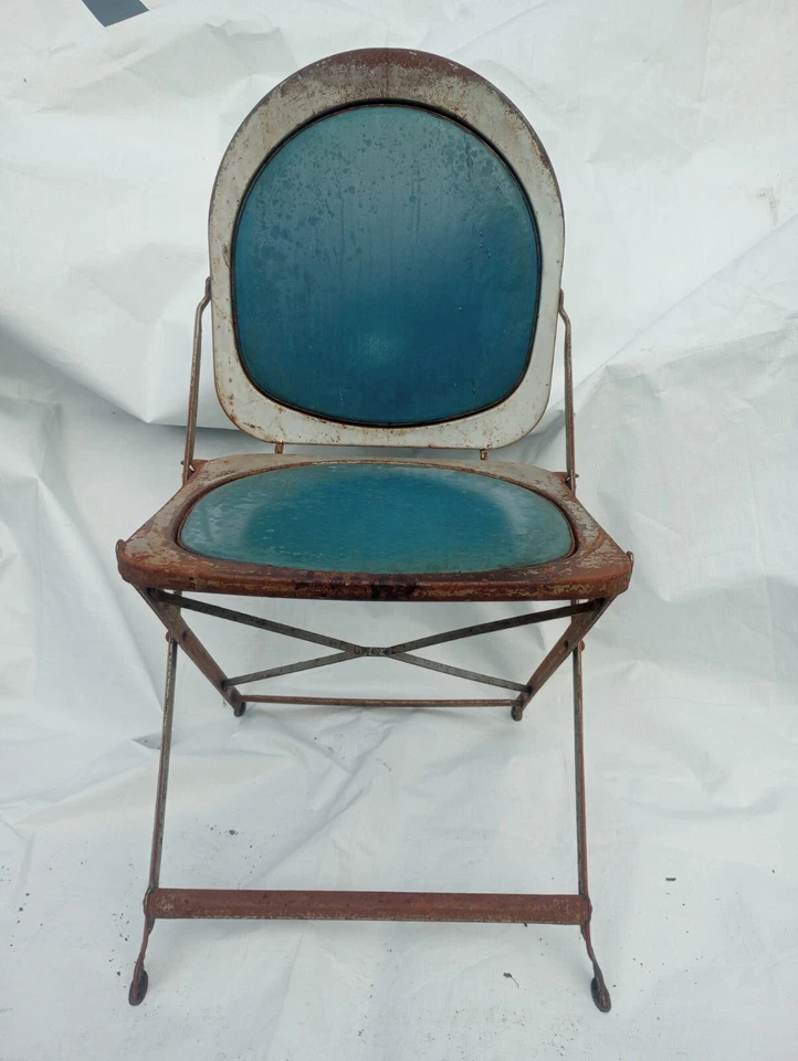 Sillas Plegables BTC HOSTESS Cuero sintético Acero Art Deco Industrial Años 40’s Foto 1 de 4