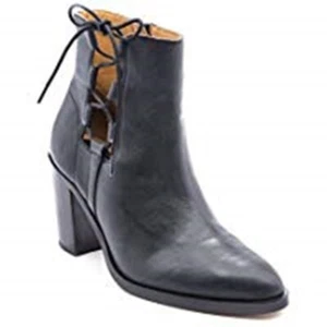 Women's Latigo Black Mid Cut Boots Size 9.5M - Picture 1 of 1