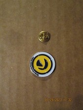 WHL Saskatoon Blades Vintage Circa 1990's Season Ticket Holder Team Lapel Pin