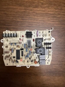 HK42FZ009 Furnace Control Circuit Board 1012-940-L - Picture 1 of 11