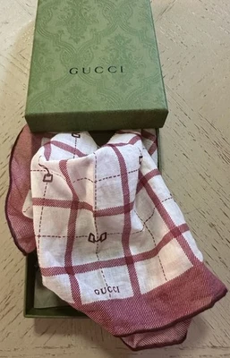 Cuadrado de bolsillo Gucci blanco/rojo talla única Foto 1 de 4