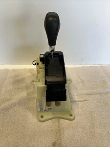 11-13 HYUNDAI ELANTRA AUTOMATIC GEAR SHIFTER SELECTOR W/ KNOB 467003Y100 72k Mi - Bild 1 von 13