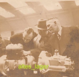 orig. Foto Automobil Austellung 1937 Goliath Motor Vomag Krupp MAN Ford [1987-2] - Picture 1 of 2
