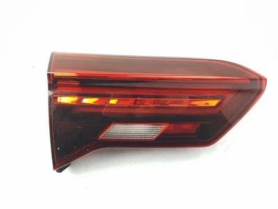 2024 VOLKSWAGEN T-ROC LUZ TRASERA INTERIOR LADO IZQUIERDO 5 PUERTAS HATCHBACK 2GA945093C Foto 1 de 4