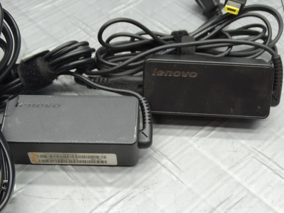 Cargador Adaptador de Corriente de CA Original Lenovo ADLX45NLC2A 20V 2.25A Foto 1 de 4