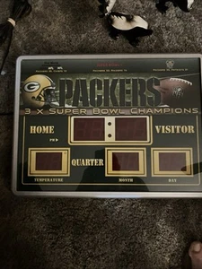 NFL Green Bay Packers Football Scoreboard Clock, Alarm W/Sounds Temp Month/Date - Picture 1 of 1