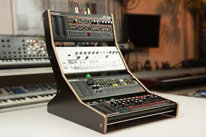 Roland Boutique Quadro Ständer Low Multiplex Dunkel TB-03 TR-09 SH-01A - Picture 1 of 12