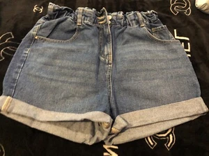 Girls Denim shorts New look Age 14 & Yellow vest top by primark - Picture 1 of 8