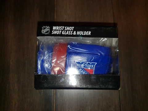 2 NEW NHL WRIST SHOT SHOT GLASS & GLOVE HOLDERS NY RANGERS GAME ON COMPANY Cover