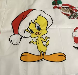 Christmas Warner Bros Looney Tune Project Fabric Daffy Duck Bugs Bunny Taz Devil - Picture 1 of 16