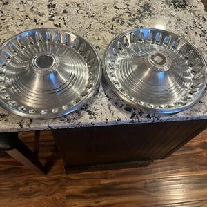 Pair 73 74 PLYMOUTH BARRACUDA HUBCAP 14” WHEEL COVER OE 3699017 HOLLANDER 375 - Picture 1 of 14