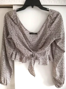 Blue Blush Tie Front Cheetah Print Crop Top Size M Tan and Black - Picture 1 of 11