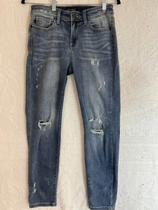 Judy Blue Distressed Relaxed Fit Jeans Size 9/29 Blue Ripped Light Wash Denim - Picture 1 of 17