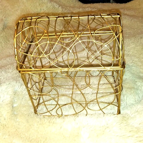 wire basket hinged lid Cover