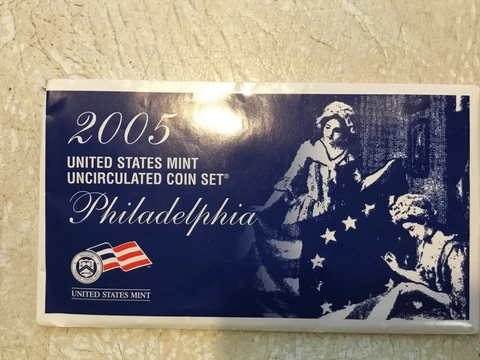 2005 United States Uncirculated Coin Set Philadelphia Cover