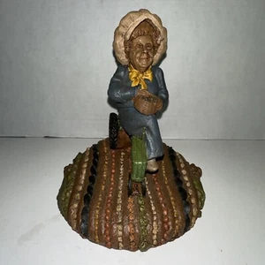 Vintage Flora Farmers Wife on Green Tractor Gnome 1989 Tom Clark Cairn Studio - Picture 1 of 4