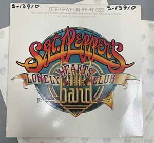 SGT. PEPPERS LONELY HEARTS CLUB BAND 1978 Dbl Album PETER FRAMPTON BEE GEES - Picture 1 of 16