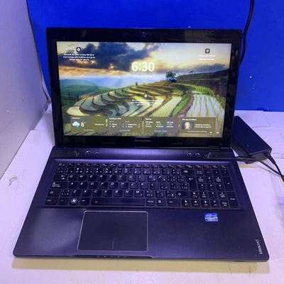 Lenovo IdeaPad Y580 15.6” Intel i7-3610QM 2.3GHz 8GB ram 240GB SSD Windows 11 Foto 1 de 4