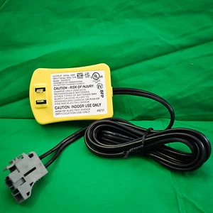 ** NEW** PEG-PEREGO 24 VOLT BATTERY CHARGER (SUPERPOWER) - Picture 1 of 1