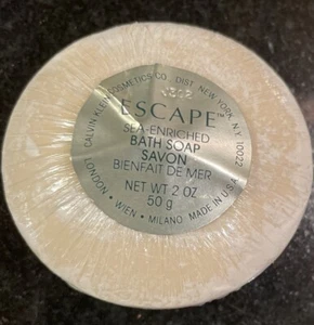 Vintage CALVIN KLEIN | ESCAPE Sea Enriched Scented Bath Soap 2 OZ. New NOS - Picture 1 of 3