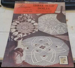 PARAGON Three Tulip Doilys No. 136 Crochet Book SC - Picture 1 of 1
