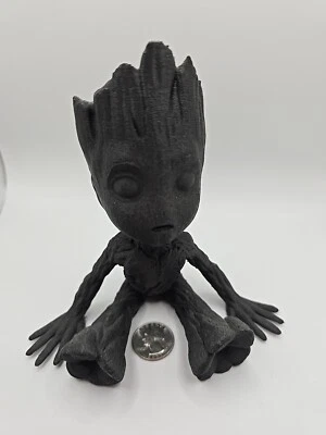 Figura Baby Groot Guardianes de la Galaxia Impresa en 3D Nylon-Fibra de Carbono Foto 1 de 4