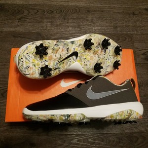 nike roshe floral mens