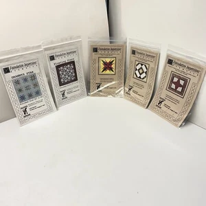 Fondotinta Impressioni Trapunta Quadrati Stencil Lotto di 5 Tutti Nuovi  - Foto 1 di 8