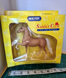 1994 Breyer The Saddle Club Series  #1024 Delilah 6"L x 5"H Some Box Damage - Picture 1 of 5
