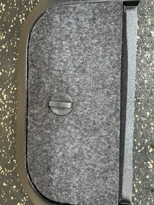 95 96 1995 1996 Mitsubishi 3000GT Spyder CD Changer Door Access trim rear Gray. - Bild 1 von 3