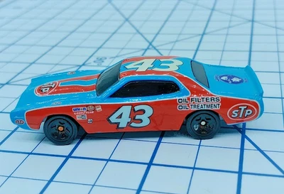 CARGADOR RICHARD PETTY DODGE #43 STP NASCAR CAR DIECAST suelto escala 1:64 Foto 1 de 4