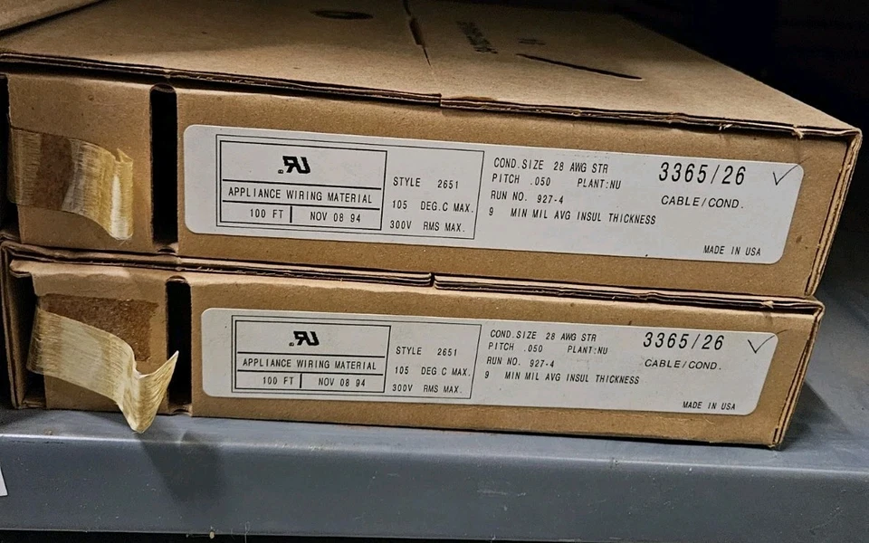 3M 33365/26 Flat Ribbon Cable 28AWG 26 Conductor .050 pitch 100 foot 线轴 — 第 1/1 张图片