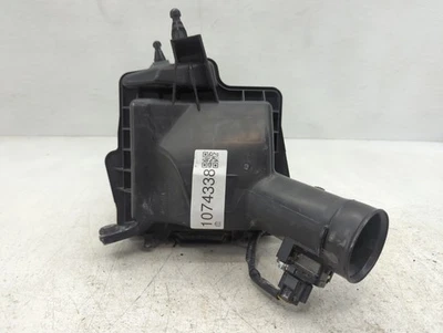 Tubo de manguera de conducto de admisión de filtro de aire Infiniti G35 2007-2008 BY9B8 Foto 1 de 4