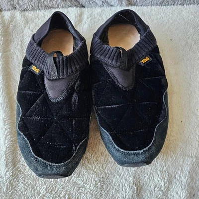 Zapatillas sin cordones acolchadas de terciopelo Teva Ember Moc para mujer talla 9 negras ligeras Foto 1 de 4