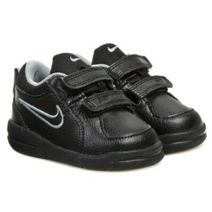 silver nike neonato