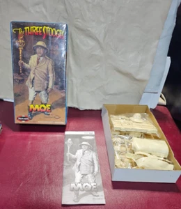 Polar Lights 5062 The Three Stooges Moe Plastic Model Figure Kit parts sealed - Picture 1 of 9