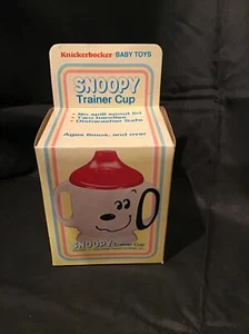 Vintage Snoopy Trainer Cup Knickerbocker  White Red Plastic. (D4) - Picture 1 of 11