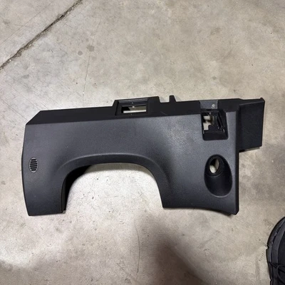 09-18 尼桑 370Z Z34 左膝装饰面板黑色 68106-1EA0A 原始设备制造商 — 第 1/3 张图片