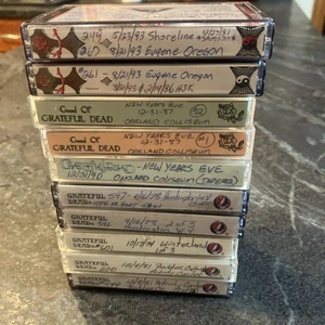 Grateful Dead Cassettes 10 Tapes Live - Picture 1 of 7