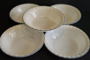 Corelle Cerchio Azzurro su Bianco 7,25" Set di 5 Zuppiere Cereali Vortice - Foto 1 di 8