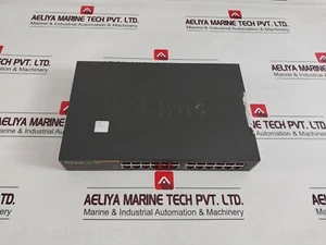 D-link DES-1024D 10/100 Fast Ethernet Switch DES1024RCNC1 - Picture 1 of 9