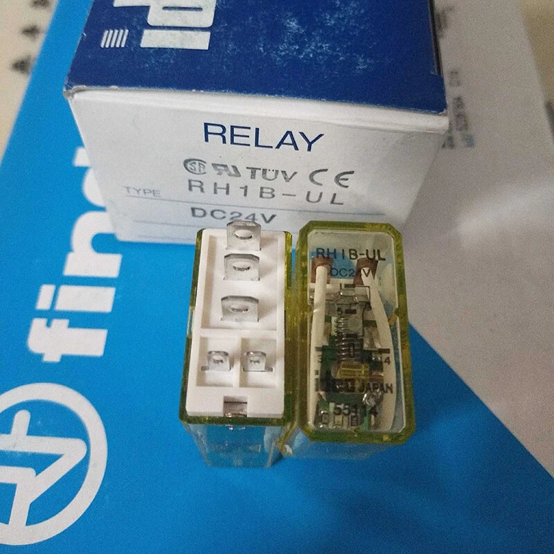 1pc IDEC RH1B-UL-DC24V Power Relay 24VDC 5Pin - Image 1 of 1