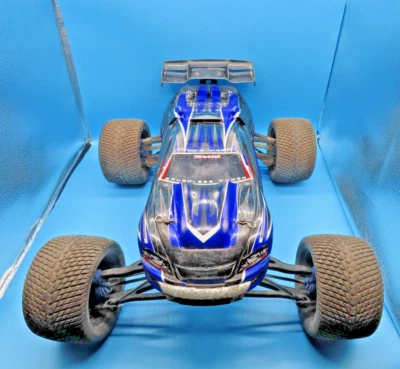 #SE4301# RC Car Auto Traxxas E Revo Brushless Edition Monster *bitte lesen* - Bild 1 von 4