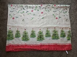 Pioneer Woman Christmas Tree Red Polka Dot Holiday Tablecloth Rectangular 68x51" - Picture 1 of 4